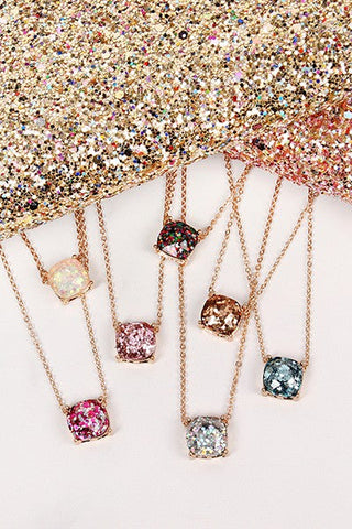 Cushion Glitter Necklace