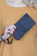 005 - Leather Wallet With Detachable Wristlet