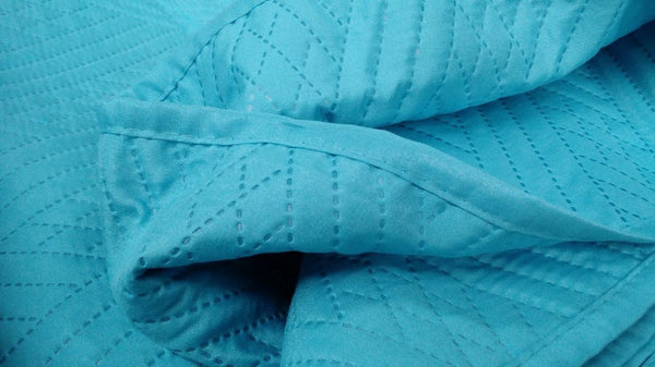 Solid Turquoise Teal Blue Thin & Lightweight Reversible Quilted Coverlet Bedspread Set (LH3000)